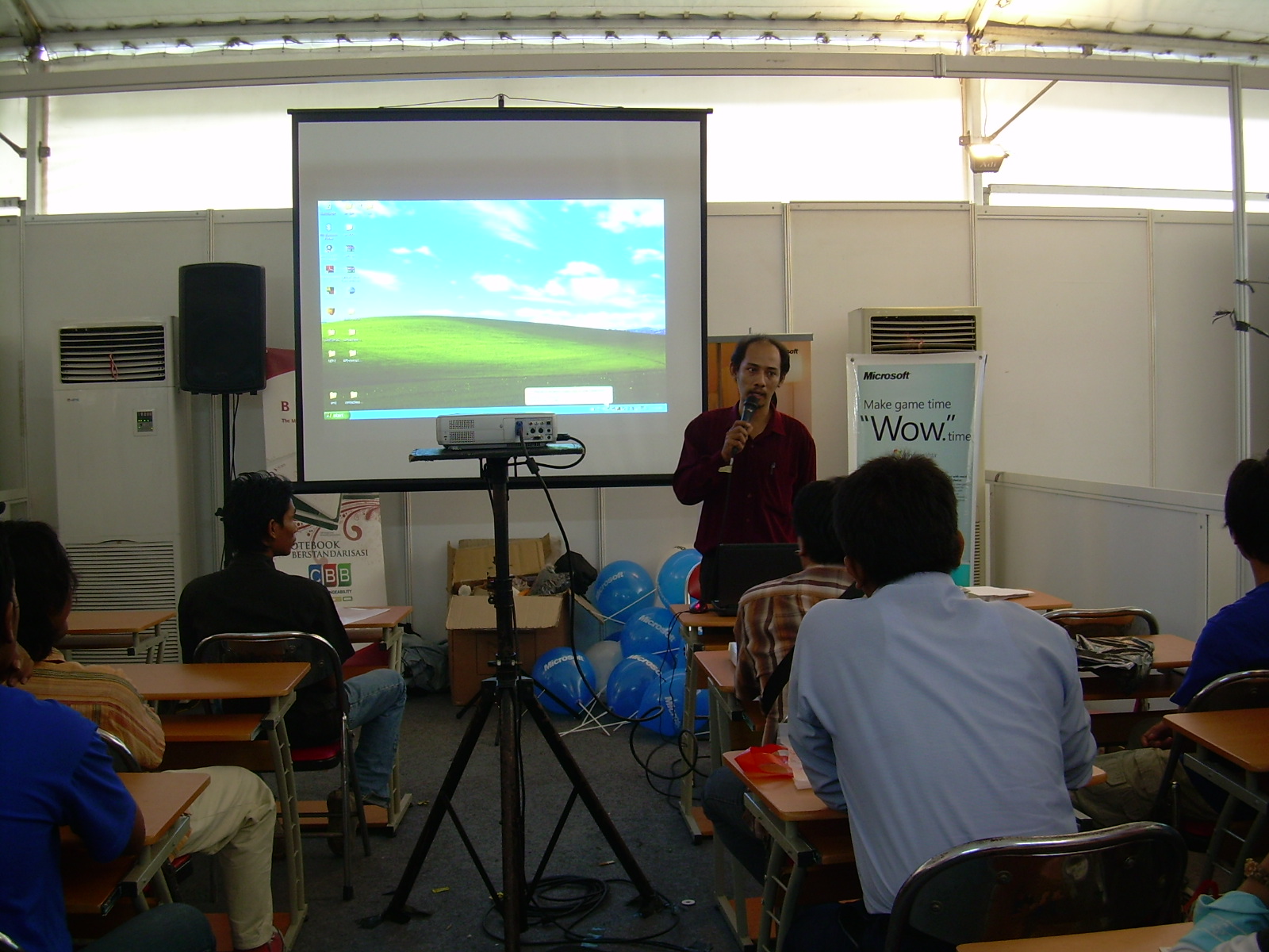 2007-12-12.16 Workshop Data Recovery Komputek Expo 2007 AJBS29 2007-12-12.16 Workshop Data Recovery Komputek Expo 2007 AJBS29